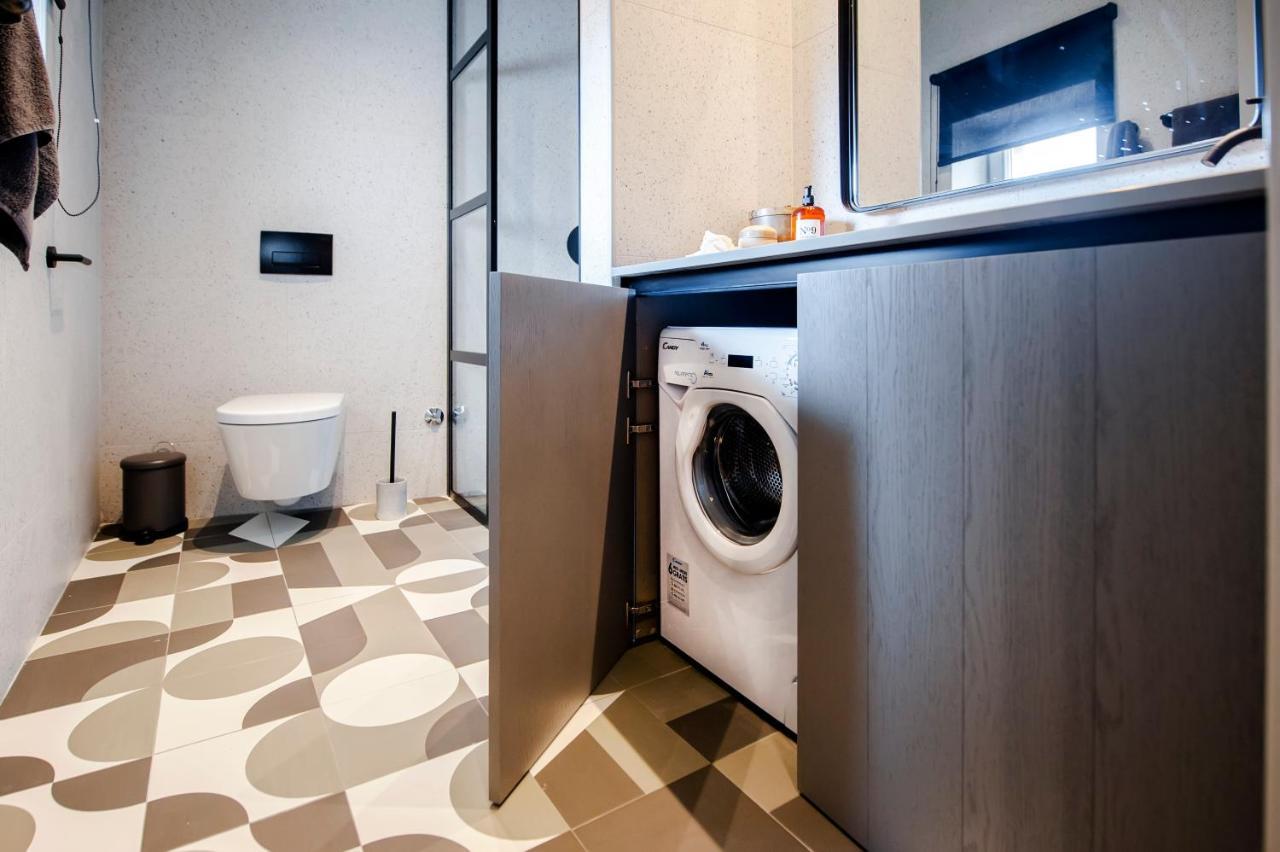 Campitelli Design Apartment Ровин Екстериор снимка