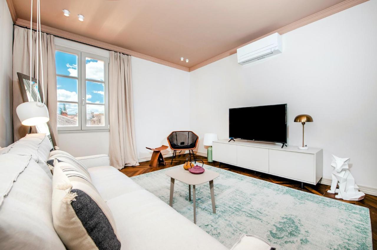 Campitelli Design Apartment Ровин Екстериор снимка