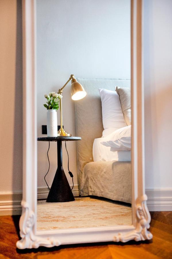 Campitelli Design Apartment Ровин Екстериор снимка
